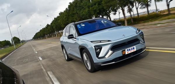 零百加速4.7秒,軸距2米9,開出去回頭率十足,帶你看蔚來ES6 零百加速4.7秒,軸距2米9,開出去回頭率十足,帶你看蔚來ES6