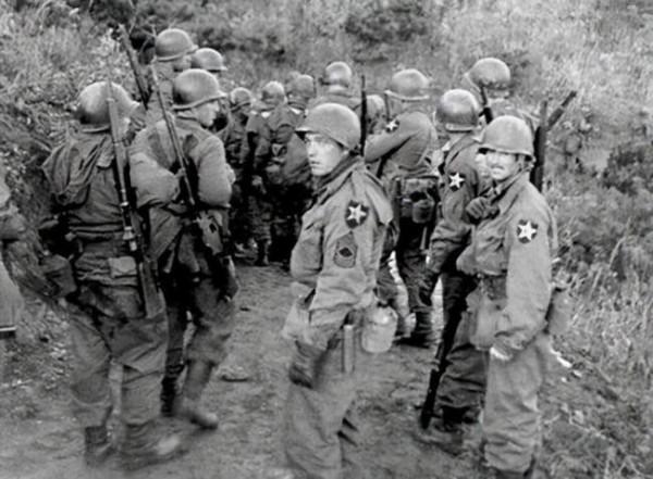 美軍在朝鮮戰場上偷騙大量韓國國寶，韓國追討艱難，追回的有贗品