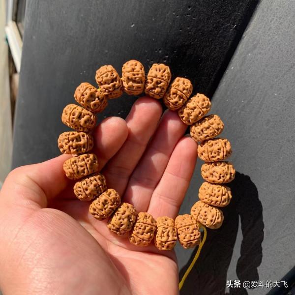 文玩手串裡的重器：王者南瓜，曾經的萬元貨