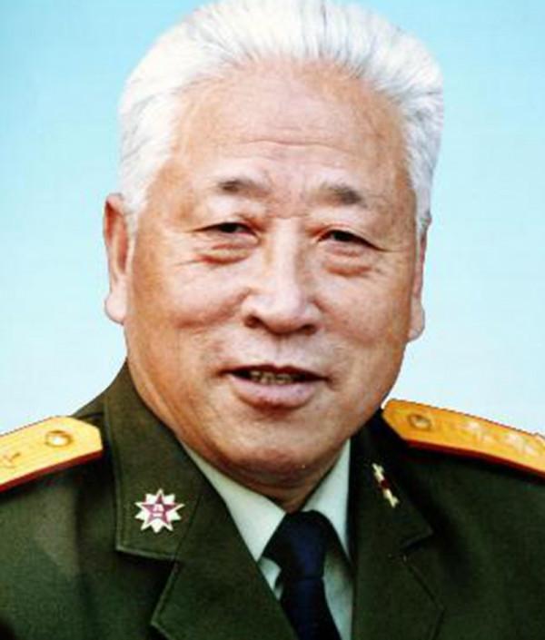 北京軍區的參謀長，63歲晉升中將，繼任者是上將
