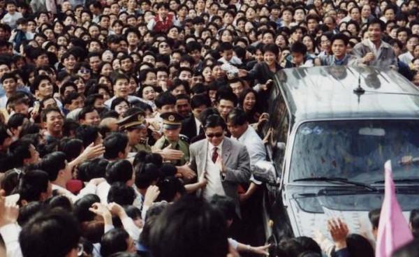 4位演“大佬”的香港演員，有人本色出演，有人全靠演技