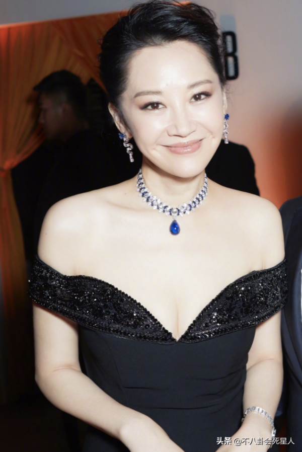 4位越老越有韻味的女星，江珊的溫柔，梅婷的大方，小花們比不了