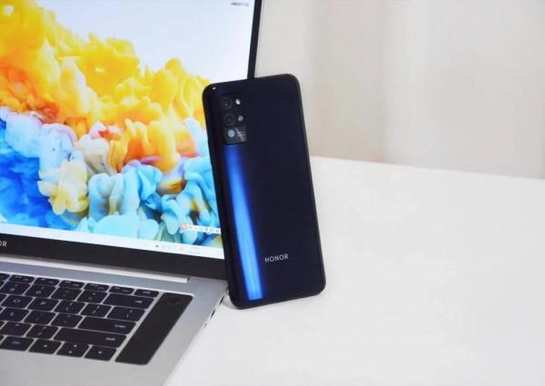 榮耀手機的價效比巔峰的麒麟990手機