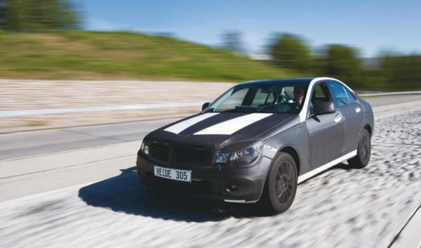 用膠水和塑膠造車 你敢信？大車企表示：這是常規操作！