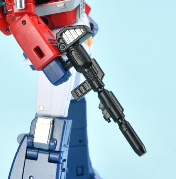 78官測：變形金剛第三方 小比例 NEWAGE 擎天柱