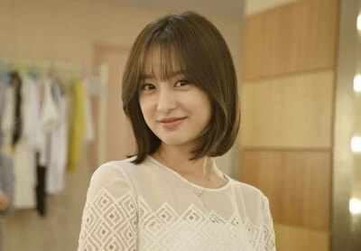 “天然女神”金智媛：顏值絲毫不輸宋慧喬，如今廣告接到“手軟”