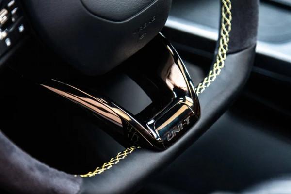 一年就升級，賽道檢驗2022款UNI-T