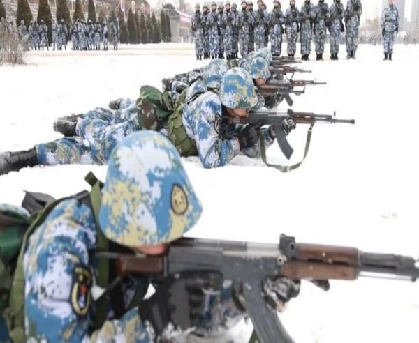 出生軍人家庭，湖北娃服役海軍，拿下新訓第一名，退役後考研名校