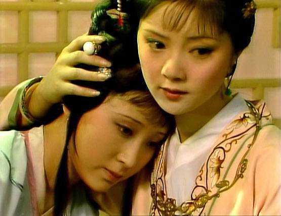 十二釵賈探春判詞解釋:畫面上的三個人都是誰? 十二釵賈探春判詞解釋:畫面上的三個人都是誰?