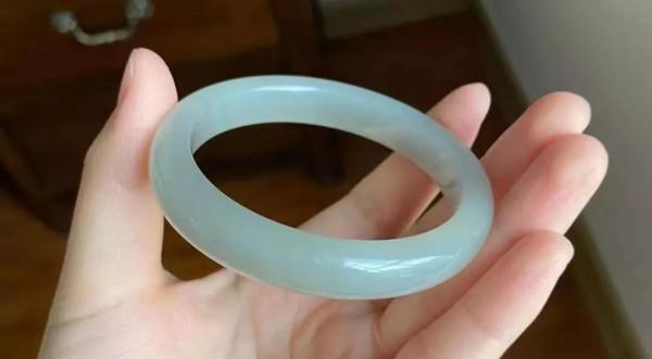 小家碧玉姊妹花：和田玉晴水料和煙紫料