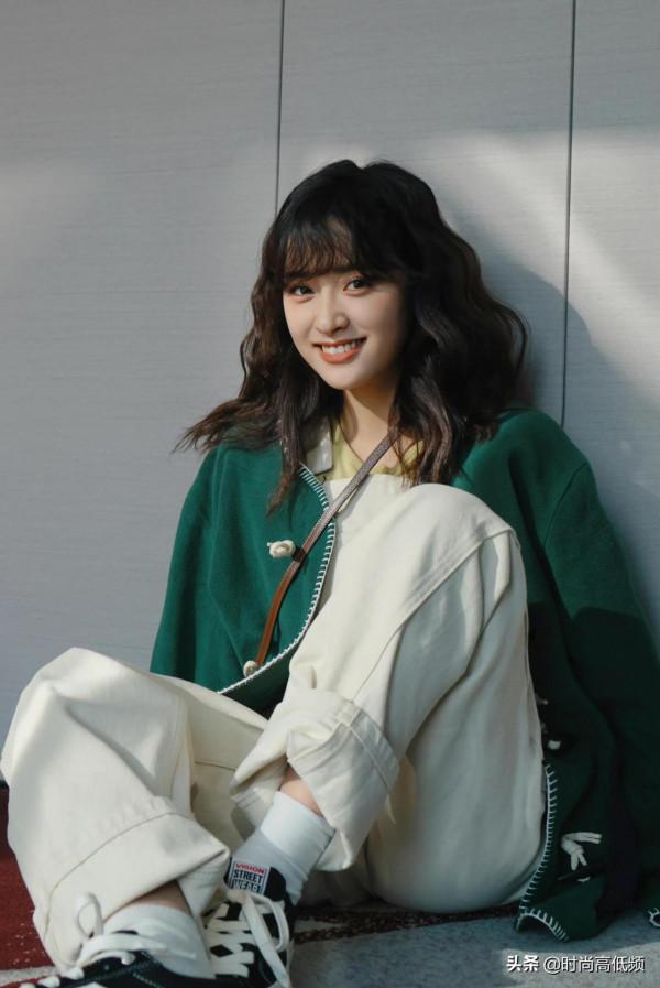 沈月私服，是元氣少女的專屬穿搭沒錯了