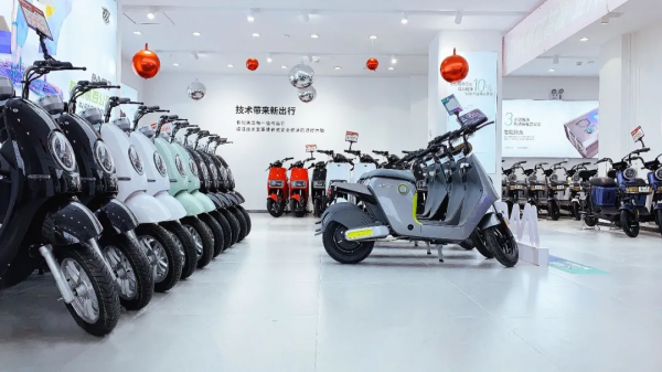 出擊2022!雅迪、愛瑪、新日、綠源、小刀等十大品牌,都出手了 出擊2022!雅迪、愛瑪、新日、綠源、小刀等十大品牌,都出手了