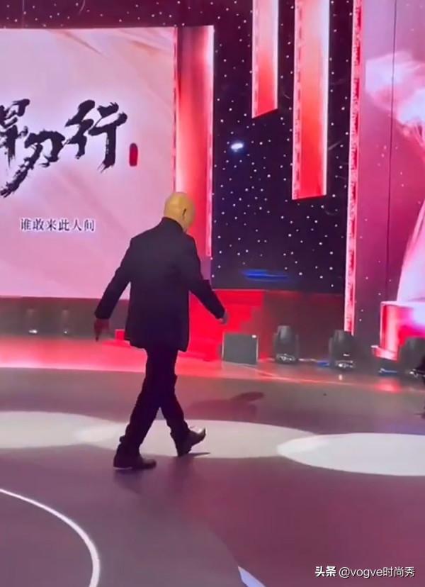 《雪中悍刀行》：“韓貂寺”帥氣亮相釋出會，“青鳥”大方秀兵器