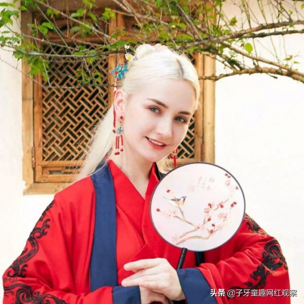 義大利的伯妮：國際超模嫁給中國小夥，與婆婆鬥智鬥勇被圍觀