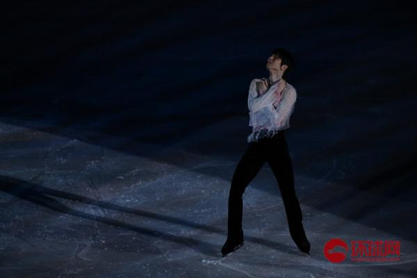 羽生結弦唯美演繹《春天來了》