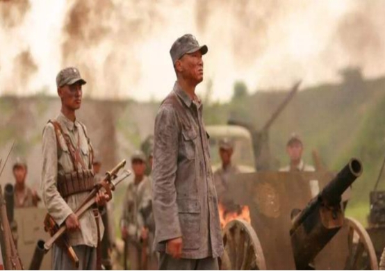 14歲被抓去當壯丁，遵守承諾照顧長官妻兒66年，自己卻終生未婚