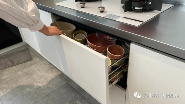 當設計遇上全鋼 | 卡利亞不鏽鋼別墅廚房案例實拍