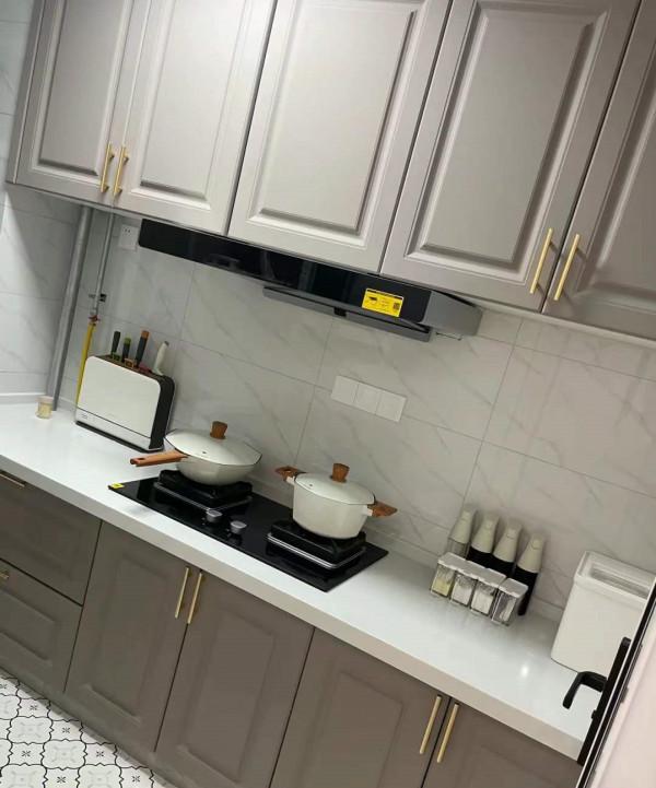 裝修沒必要攀比，看看她家，硬裝只花了5萬，照樣簡潔大方又好看