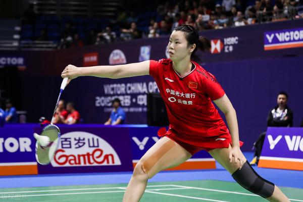 這兩種羽毛球戰術，初學者容易運用和掌握，也是羽毛球的基本戰術