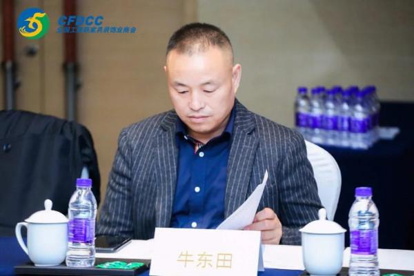 重磅：疫情下的樓梯會議“質變”時代，樓梯行業突圍“內卷”困局