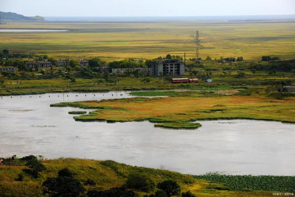 吉林省東邊的小城，大街上都是俄羅斯人，走在這裡像是到了國外