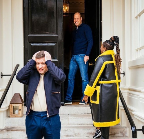 威廉王子肯辛頓宮接待客人,毛衫配牛仔褲彰顯成熟男人韻味,帥氣 威廉王子肯辛頓宮接待客人,毛衫配牛仔褲彰顯成熟男人韻味,帥氣