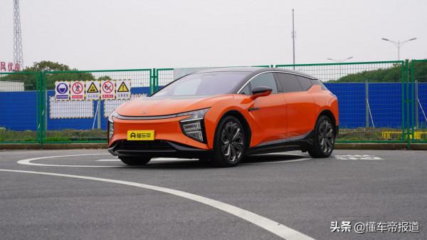 數讀｜50萬以上電動車最新銷量出爐：高合再登榜首、紅旗超越奧迪
