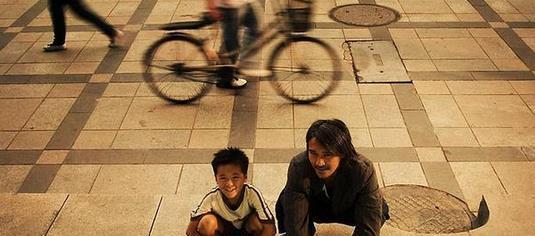 周杰倫都三胎了，周星馳還未婚未育，都是姓周的，差距怎麼那麼大