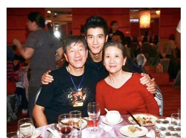 王力宏爸爸發聲：稱兒媳靠懷孕上位