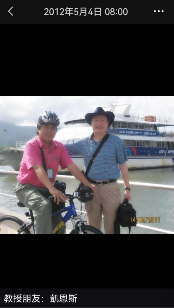 從毛阿敏身價百億60歲老公突然逝去看人間煙火最值得珍惜