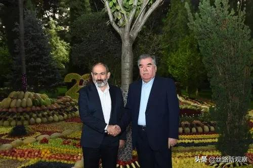 “友誼之夜”，塔吉克總統如何宴請各國賓客？