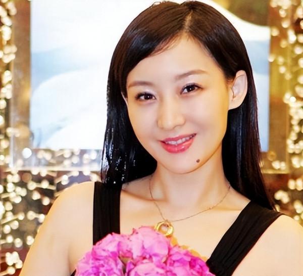 離婚13年後，再看買紅妹、孫楠的各自境遇，夫妻差距一目瞭然