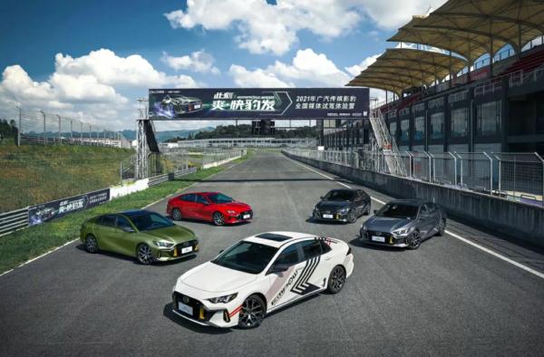 國產十萬的效能車代表!傳祺影豹上市,入門級卻不足10萬 國產十萬的效能車代表!傳祺影豹上市,入門級卻不足10萬