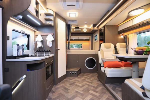 進口底盤，瑞弗s820，6.5噸底盤為您的出行提供保障