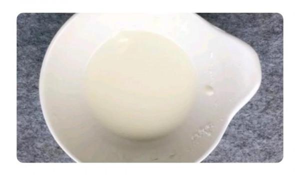 老外在中餐廳經常點的中國菜《菠蘿咕嚕肉》到底是怎麼做的呢？