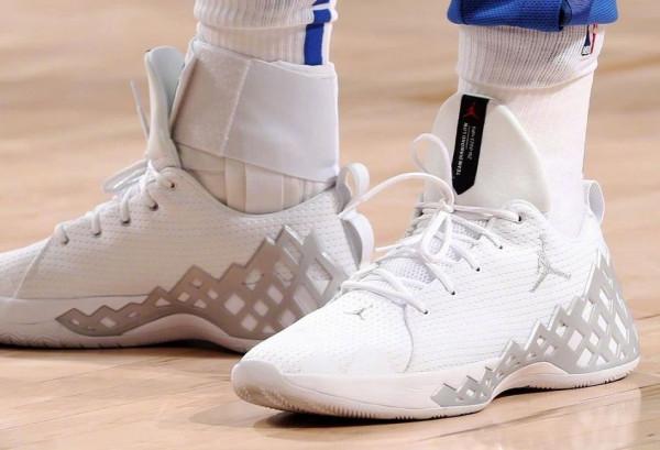 進擊的國產,倒退的耐克,美國喬丹竟“抄襲”中國喬丹? 進擊的國產,倒退的耐克,美國喬丹竟“抄襲”中國喬丹?