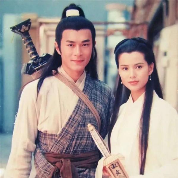 一組老照片：偷玉米的小嶽嶽和最美的神鵰俠侶