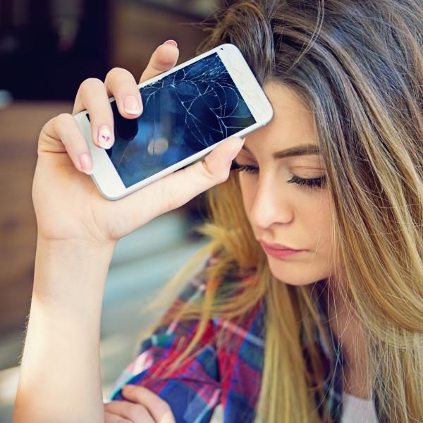 手機壞了，英語咋說？你也可以變著花樣秀