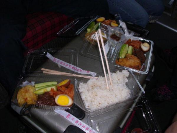 朝鮮觀察，坐綠皮火車去朝鮮旅遊是啥體驗？