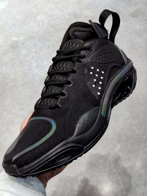 特步讓人驚喜!多款球鞋曝光,設計線上科技拉滿,可對標李寧了? 特步讓人驚喜!多款球鞋曝光,設計線上科技拉滿,可對標李寧了?