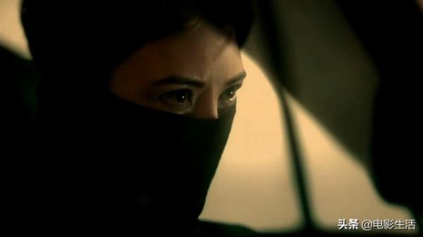 上線8天，話題量破2&period;5億，這部熱血警匪劇，憑什麼這麼&OpenCurlyDoubleQuote;橫&rdquo;？