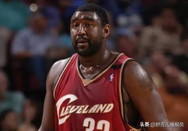 諾維茨基是98年首輪9號秀,前八順位到底是哪些大神,有何成就? 諾維茨基是98年首輪9號秀,前八順位到底是哪些大神,有何成就?