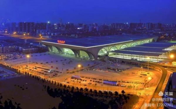 趙州橋下是洨河