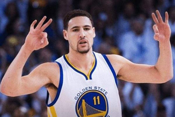 騎勇大戰再現，庫裡28+5+5，湯神17分完美歸來！勇士復興在望