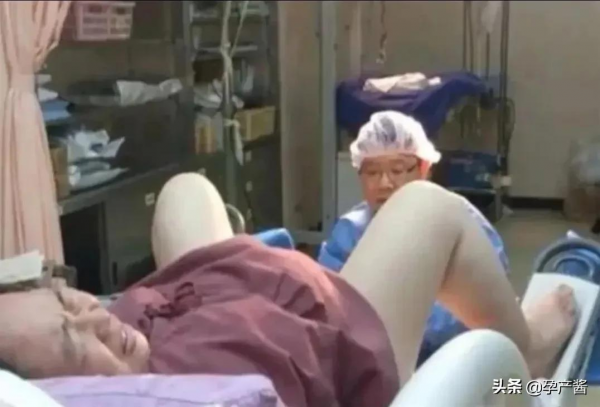 2017.12.12,17:39分8.1斤的兒子出生,瞬間覺得對得起江東父老了 2017.12.12,17:39分8.1斤的兒子出生,瞬間覺得對得起江東父老了