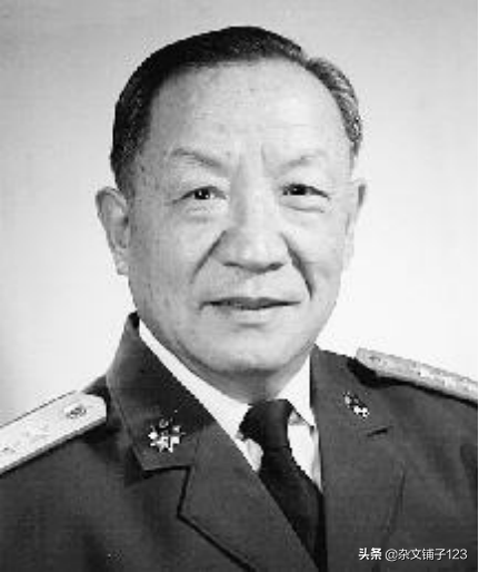 許世友晚年路過濟南，點名要見遲浩田：一定要找到九縱烈士的墓地