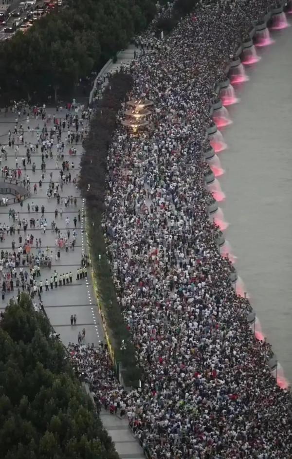 2021國慶狂歡哪裡人多？