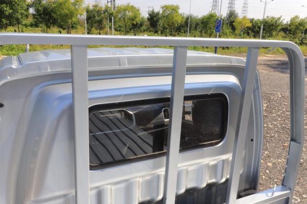 智慧的“打工人”試駕長安神騏T30