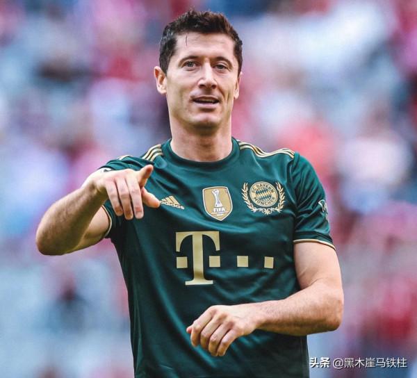 “七”仁太甚!拜仁大勝波鴻,瘋狂萊萬打破蓋德穆勒記錄近在咫尺 “七”仁太甚!拜仁大勝波鴻,瘋狂萊萬打破蓋德穆勒記錄近在咫尺