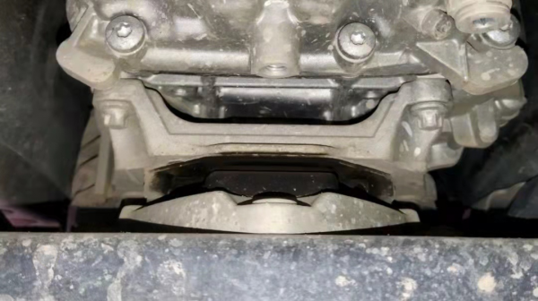 才開兩年掉價13萬，32萬買20款賓士glc真值！晚一步就被別人買走